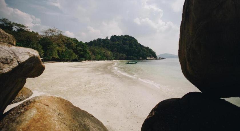 ร็อคบันด์ ฟิชชิ่ง ชาเล่ต์ Kampong Batu Gajah ภายนอก รูปภาพ